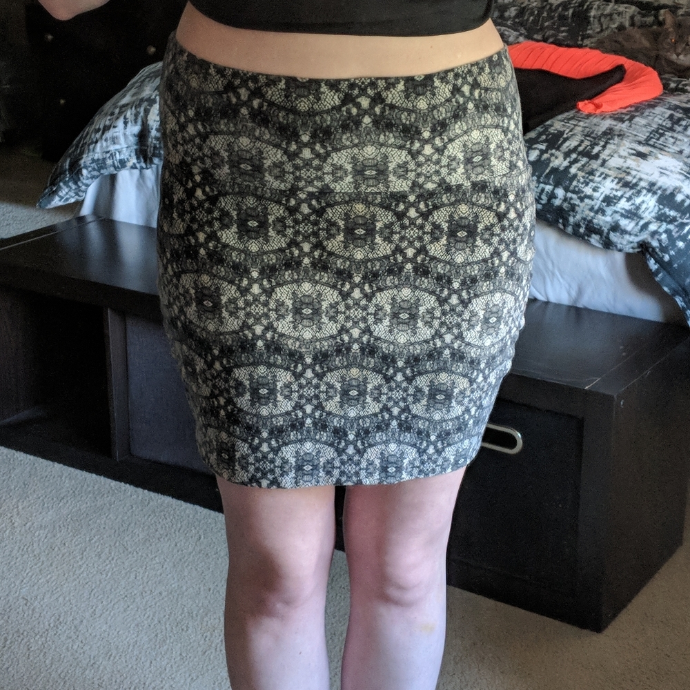 Paisley cotton stretchy pencil skirt